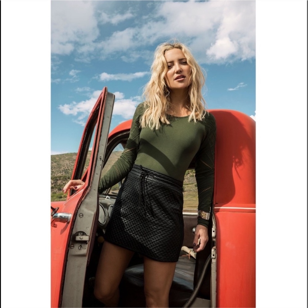 Fabletics Isabella Seamless Long Sleeve Top L/XL